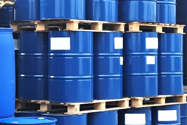 انواع مواد شیمیایی صنعتی و آزمایشگاهی