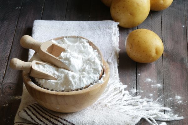 نشاسته گل چیست؟ تفاوت نشاسته گل و گندم